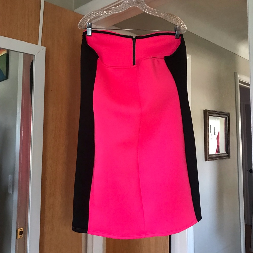 NEON PINK NEOPRENE SCUBA DRESS 🎀 - Picture 8 of 14